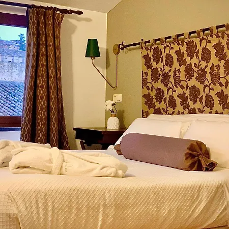 Hotel Alda Hospedería De Reyes 2*